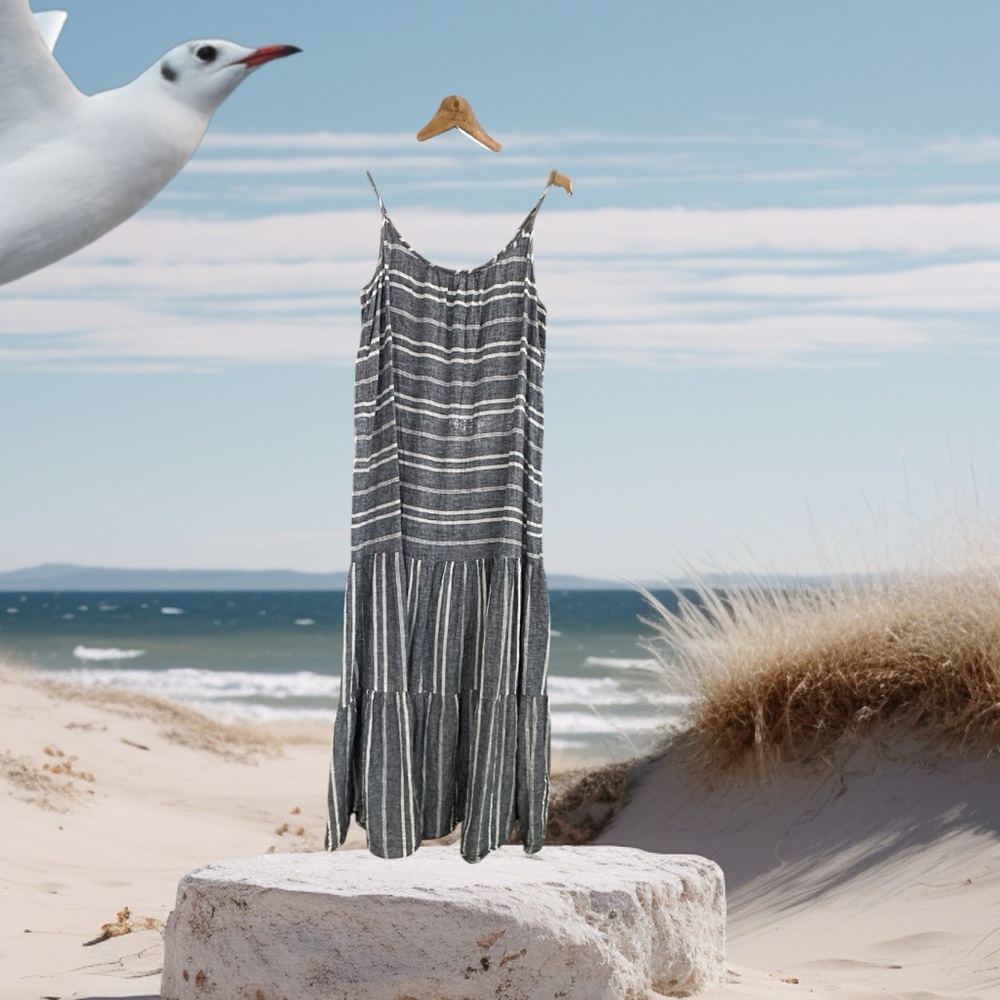 Beach Lunch Lounge Linen Blend Maxi Dress. Blue/White. Size: Large